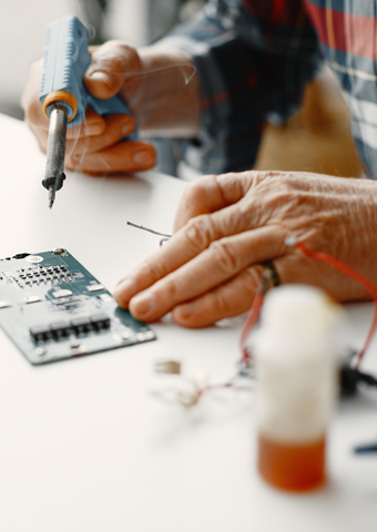 maintenance electronique